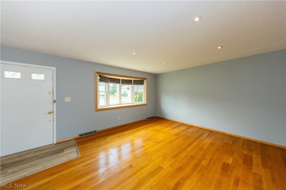 7305 Ames Road Parma OH 44129