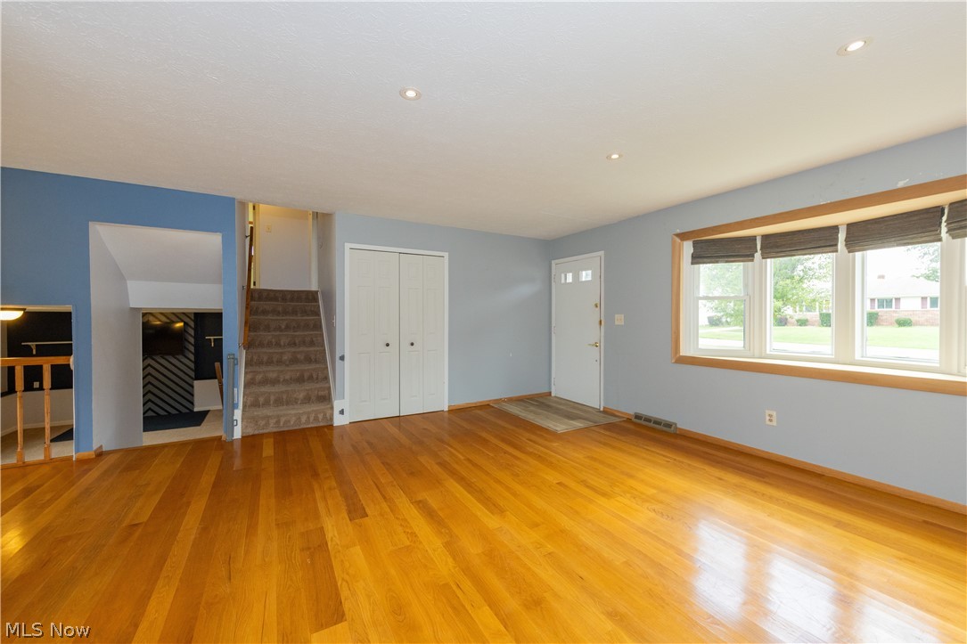 7305 Ames Road Parma OH 44129