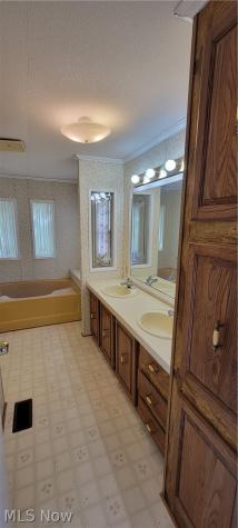 5 Sycamore Drive Olmsted Twp OH 44138