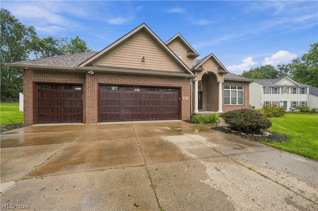 2807 Alexandria Court Uniontown OH 44685