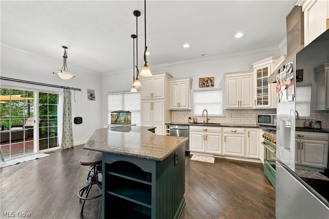 2807 Alexandria Court Uniontown OH 44685