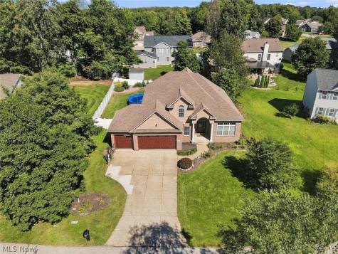2807 Alexandria Court Uniontown OH 44685