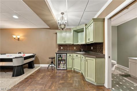 2807 Alexandria Court Uniontown OH 44685