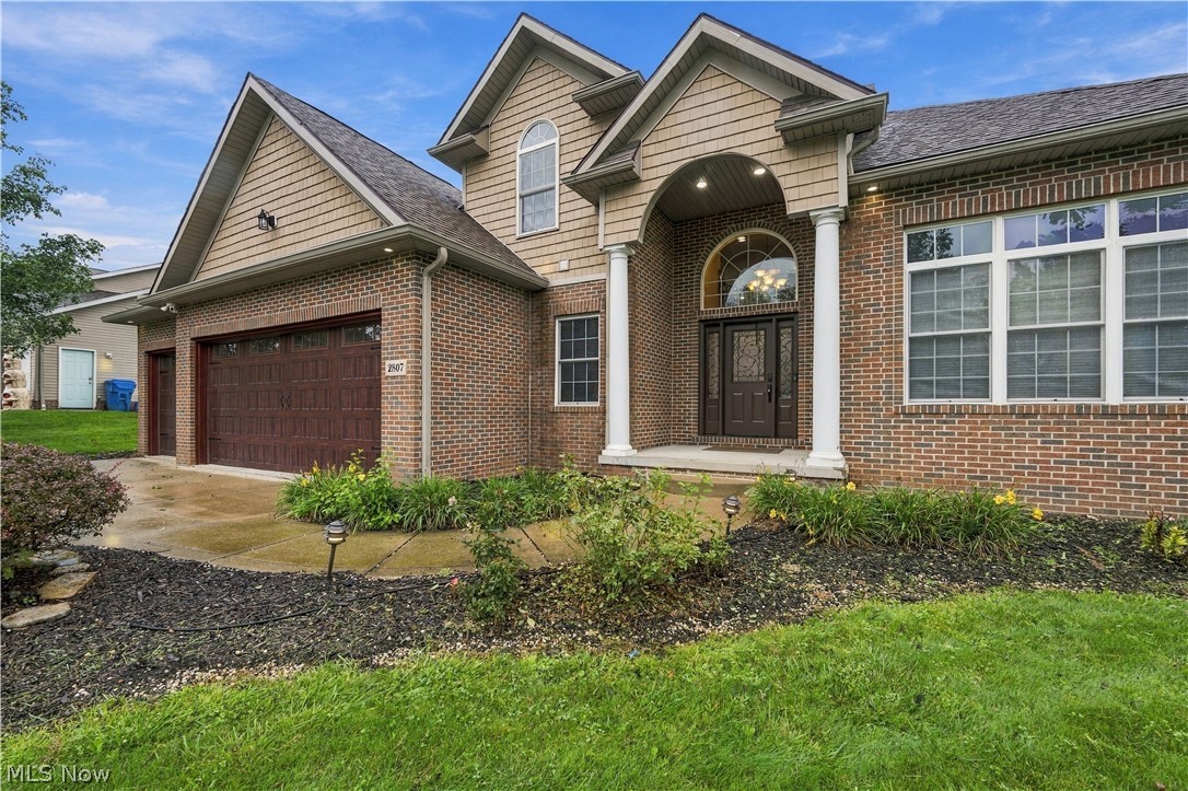2807 Alexandria Court Uniontown OH 44685