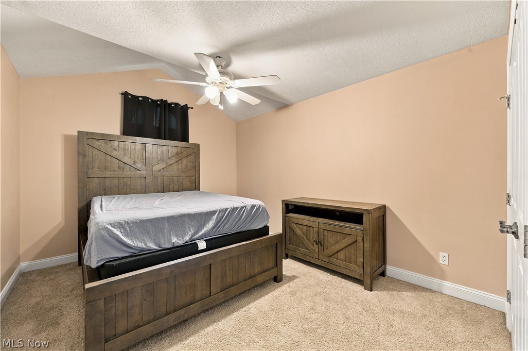 2807 Alexandria Court Uniontown OH 44685