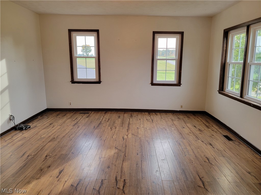 3941 W Sterling Road Burbank OH 44214