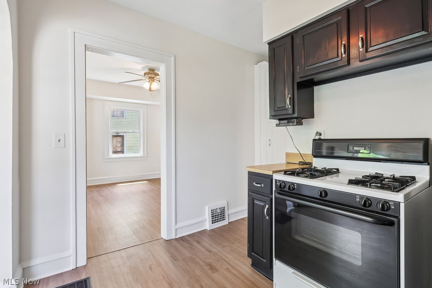 2179 Morrison Avenue Lakewood OH 44107