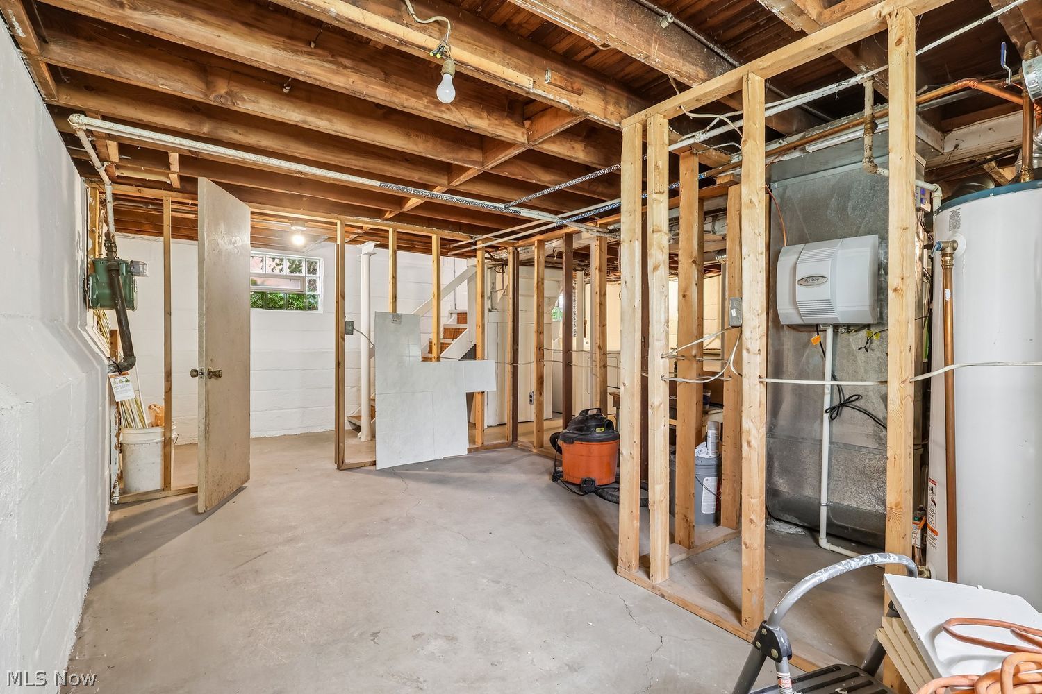2179 Morrison Avenue Lakewood OH 44107