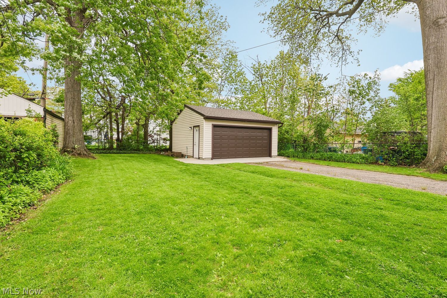 2179 Morrison Avenue Lakewood OH 44107