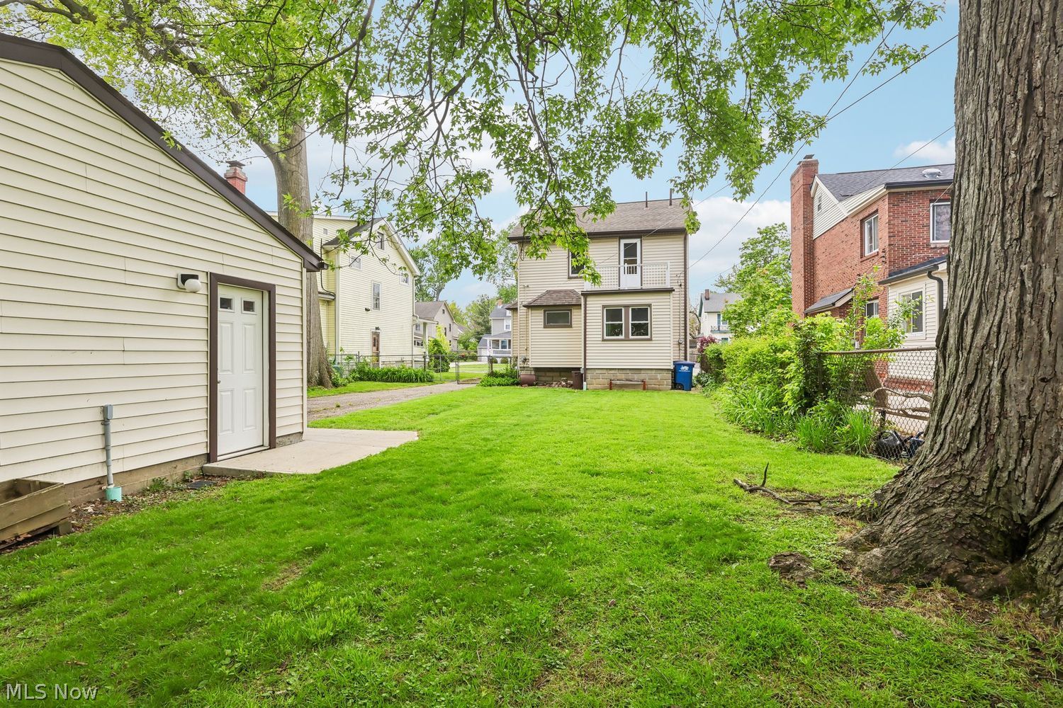 2179 Morrison Avenue Lakewood OH 44107