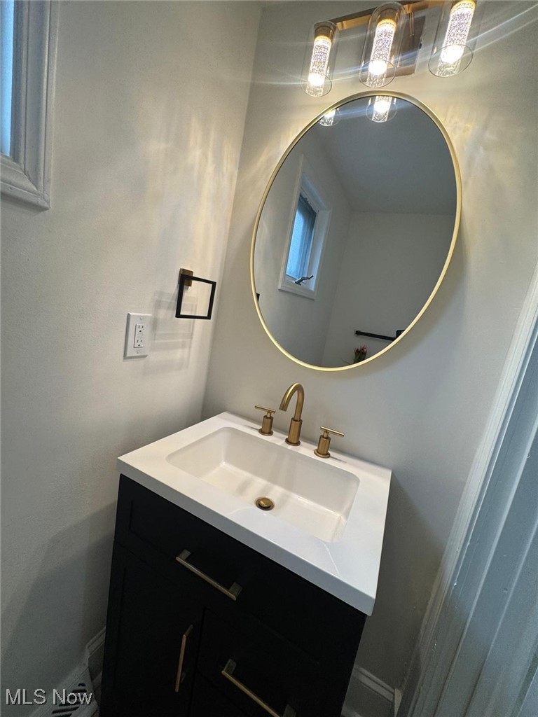 16312 Laverne Avenue Cleveland OH 44135