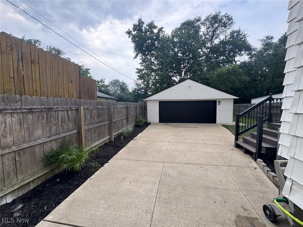 16312 Laverne Avenue Cleveland OH 44135