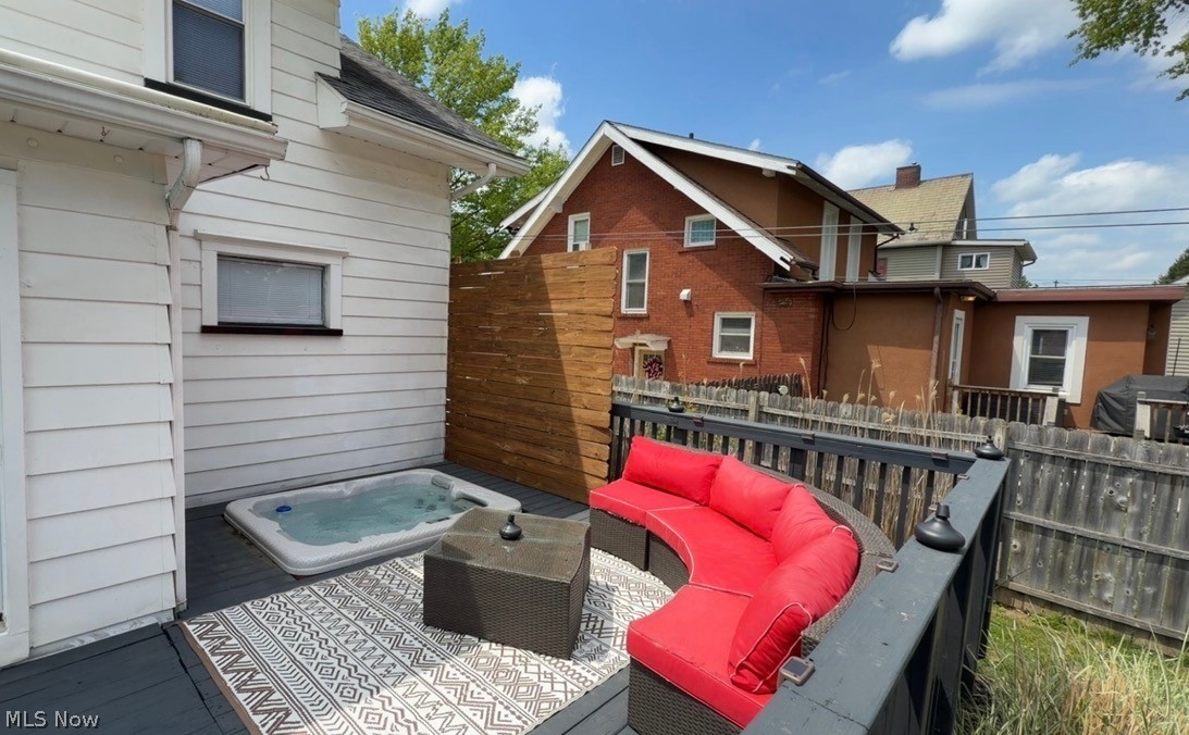 729 4th Street NW New Philadelphia OH 44663