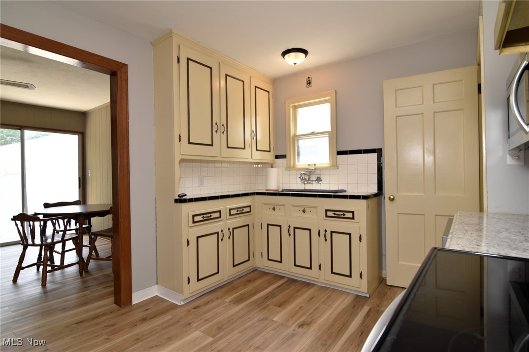 1147 Irene Road Lyndhurst OH 44124