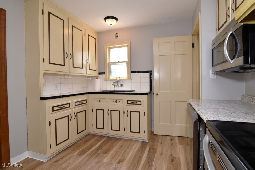 1147 Irene Road Lyndhurst OH 44124