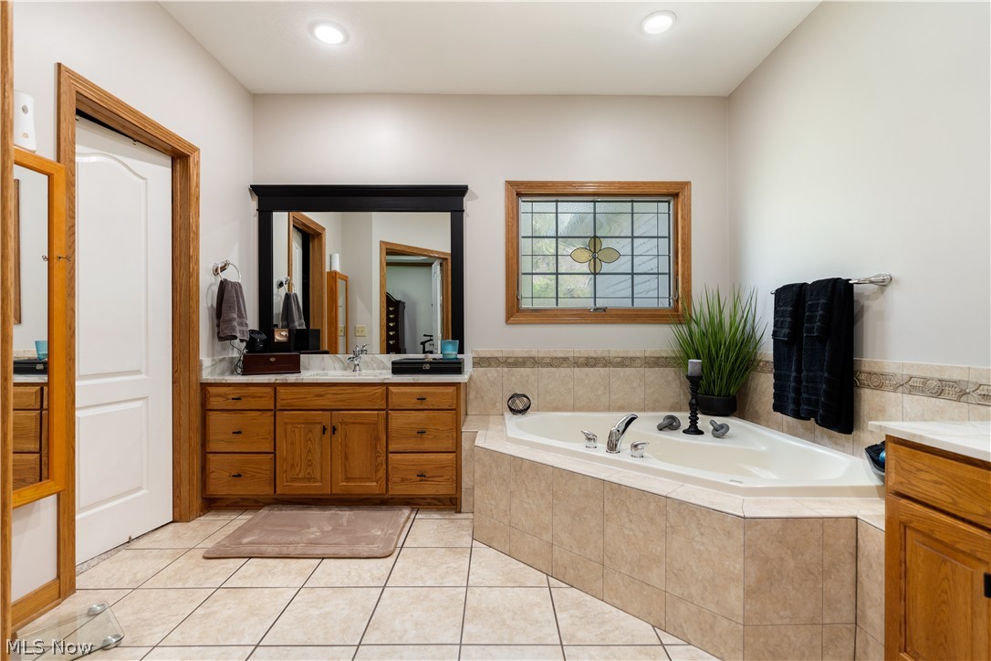 4101 Cove Circle NW Canton OH 44708