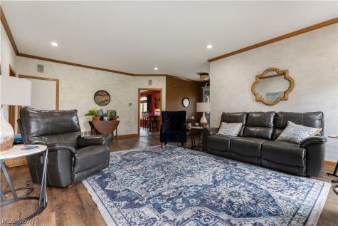 4101 Cove Circle NW Canton OH 44708