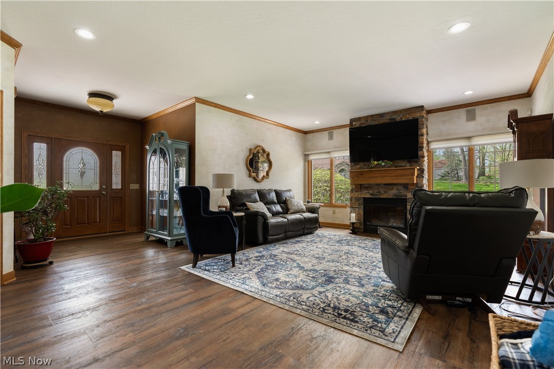 4101 Cove Circle NW Canton OH 44708