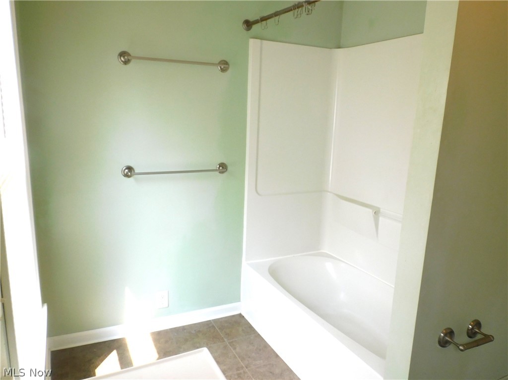 359 Fulton Street Conneaut OH 44030