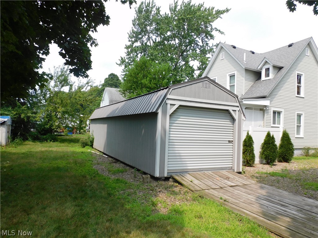 359 Fulton Street Conneaut OH 44030