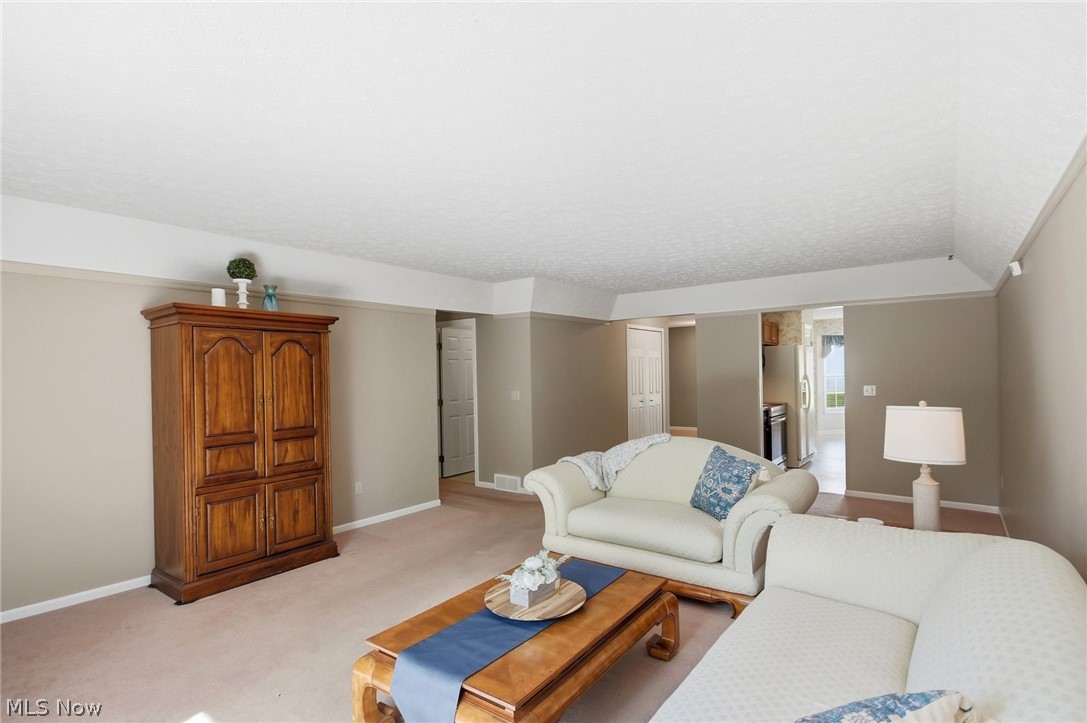 446 Rockledge Lane Brunswick OH 44212