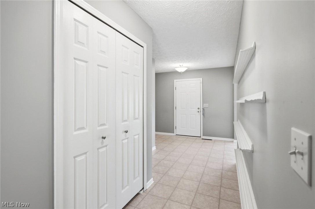 446 Rockledge Lane Brunswick OH 44212
