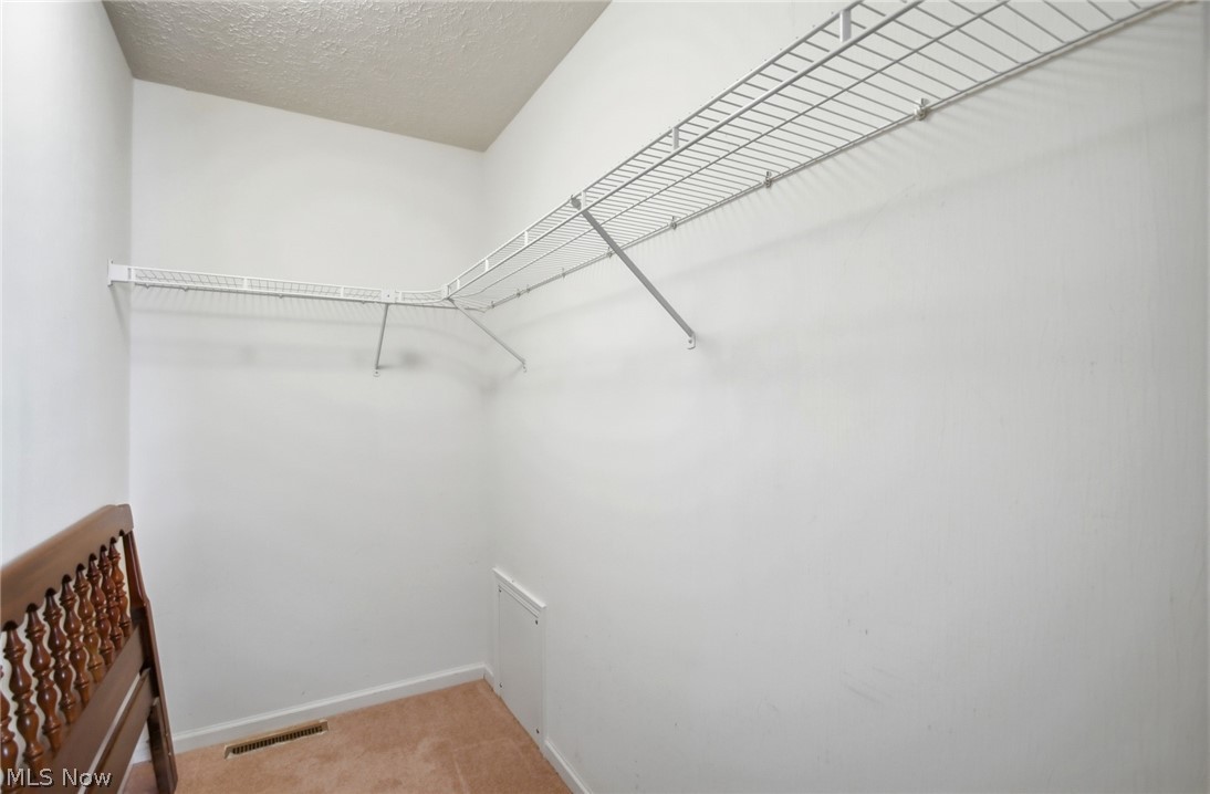 446 Rockledge Lane Brunswick OH 44212