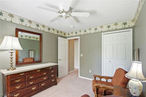 446 Rockledge Lane Brunswick OH 44212