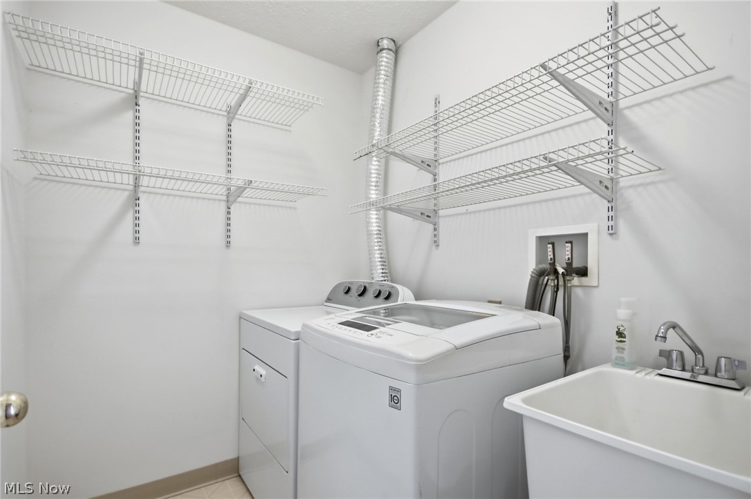446 Rockledge Lane Brunswick OH 44212