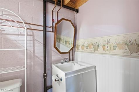 446 Rockledge Lane Brunswick OH 44212