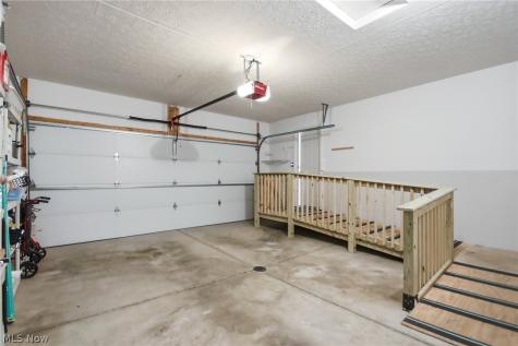446 Rockledge Lane Brunswick OH 44212