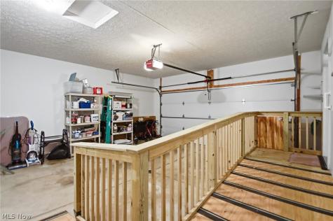 446 Rockledge Lane Brunswick OH 44212