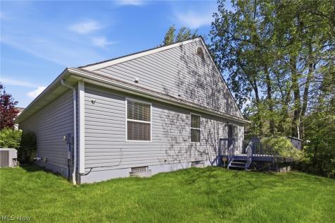 446 Rockledge Lane Brunswick OH 44212