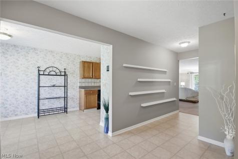 446 Rockledge Lane Brunswick OH 44212