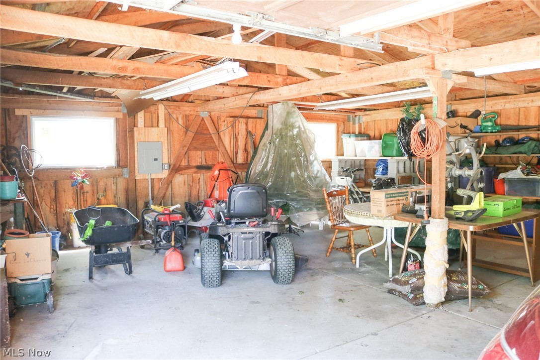 10556 E River Road Columbia Station OH 44035