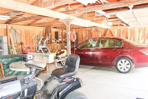 10556 E River Road Columbia Station OH 44035