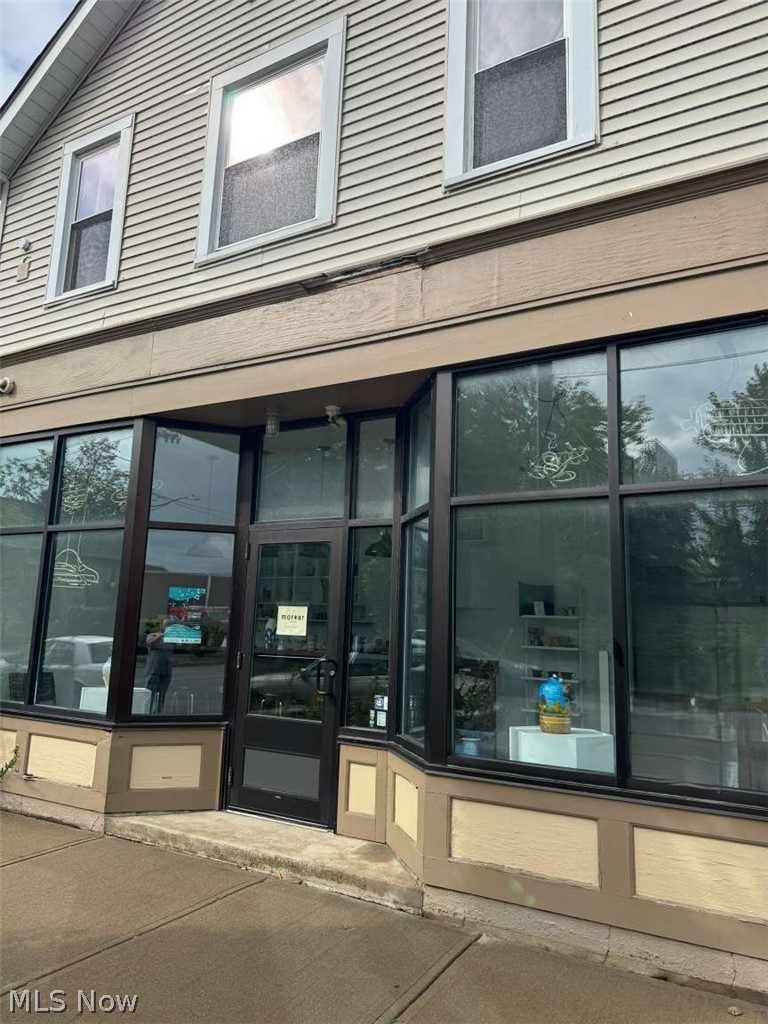 426 E 160 Street Cleveland OH 44110