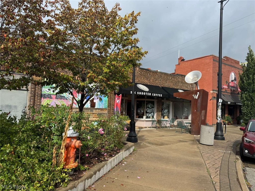 426 E 160 Street Cleveland OH 44110