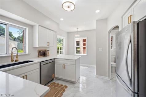 3659 Riedham Road Shaker Heights OH 44120