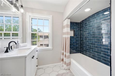 3659 Riedham Road Shaker Heights OH 44120