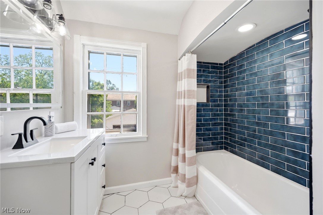 3659 Riedham Road Shaker Heights OH 44120