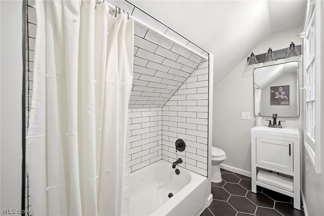 3659 Riedham Road Shaker Heights OH 44120