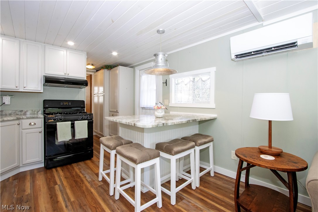 73 & 74 Ridgeview Drive Loudonville OH 44842