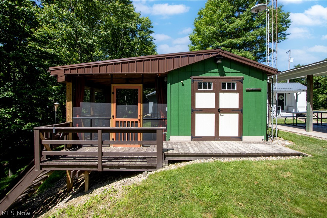 73 & 74 Ridgeview Drive Loudonville OH 44842