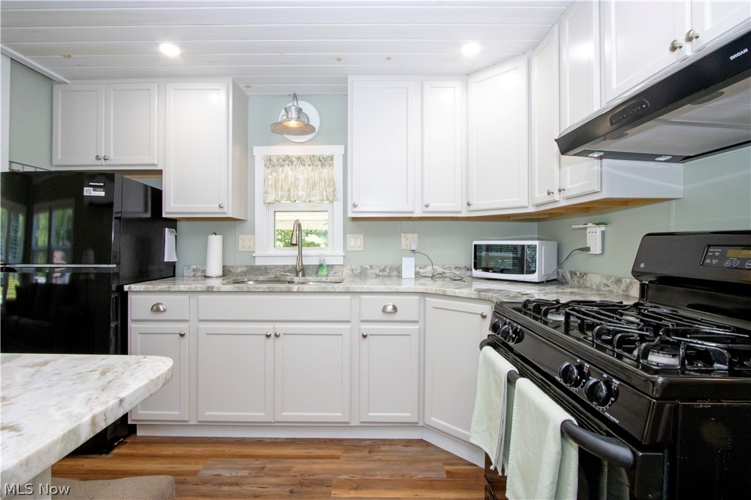 73 & 74 Ridgeview Drive Loudonville OH 44842