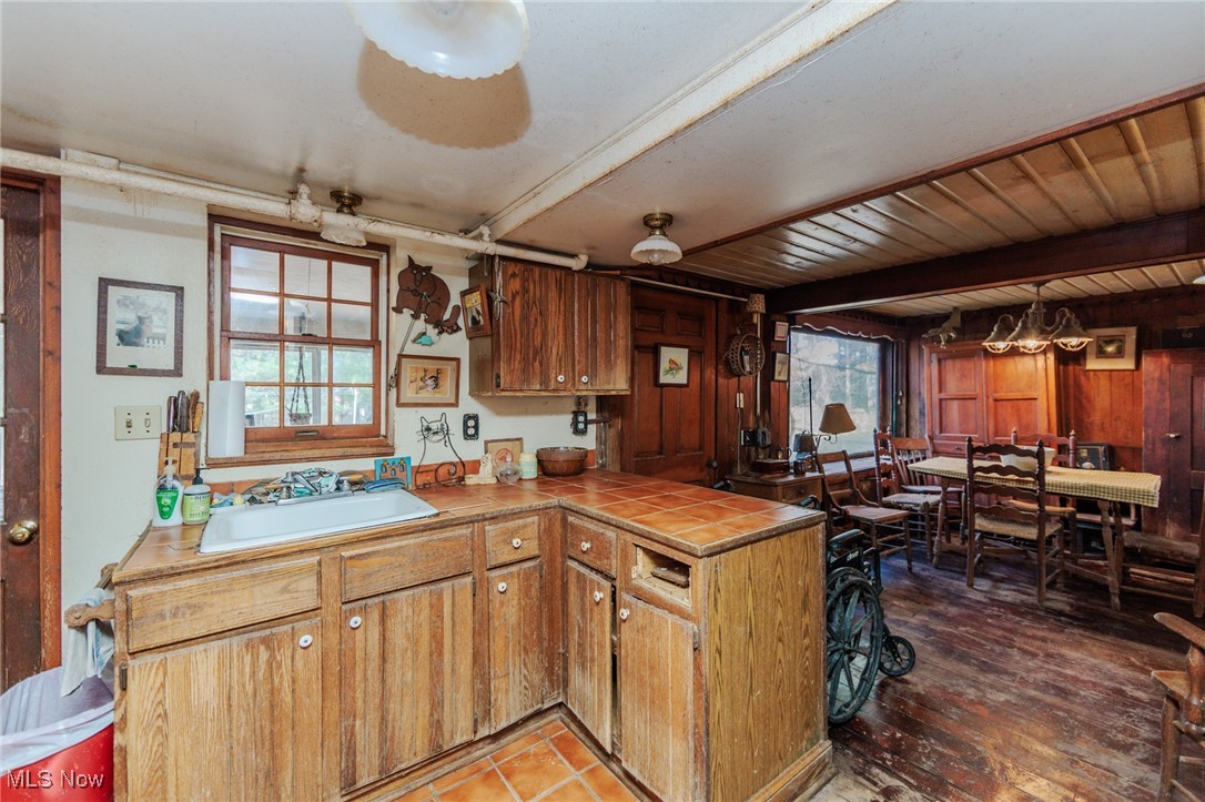 24105 Chardon Road Euclid OH 44143