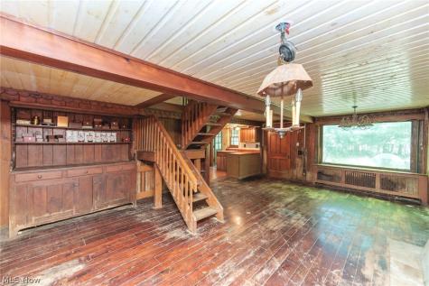 24105 Chardon Road Euclid OH 44143
