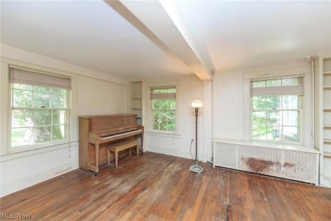 24105 Chardon Road Euclid OH 44143