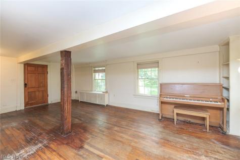 24105 Chardon Road Euclid OH 44143
