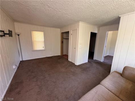 16404 Tarkington Avenue Cleveland OH 44128